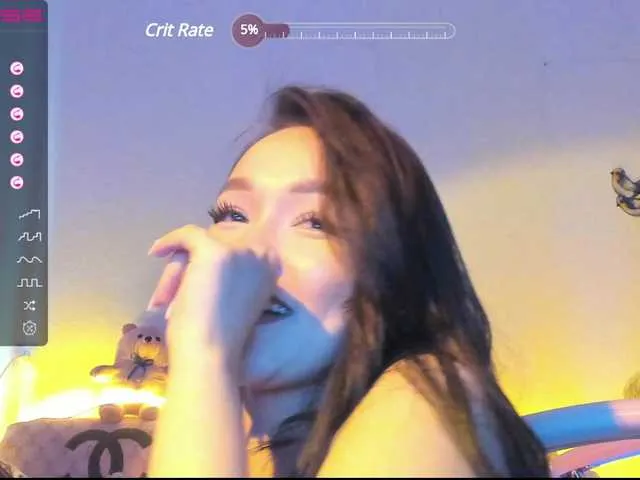 Live sex webcam photo for Honeykim3 #275989146