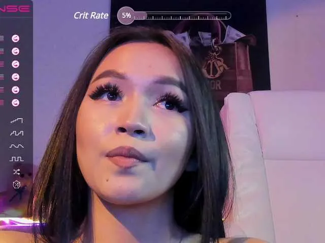 Live sex webcam photo for Honeykim3 #276030592