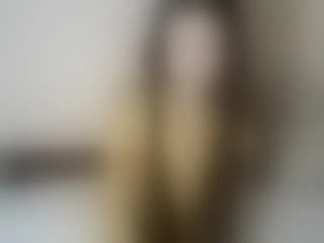 Live sex webcam photo for Honeykrisspussy #293503368