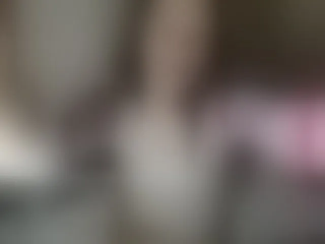 Live sex webcam photo for Honeykrisspussy #293564425