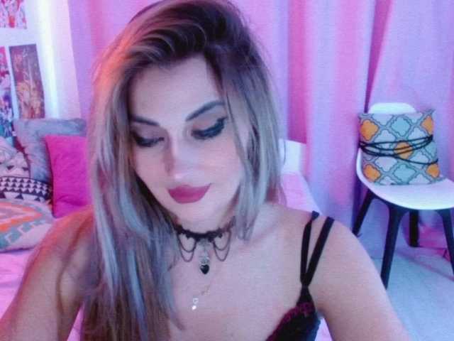 Live sex webcam photo for HongiMuni #274018769