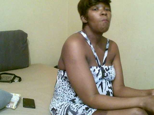 Live sex webcam photo for Honiedivaxx36 #273489720