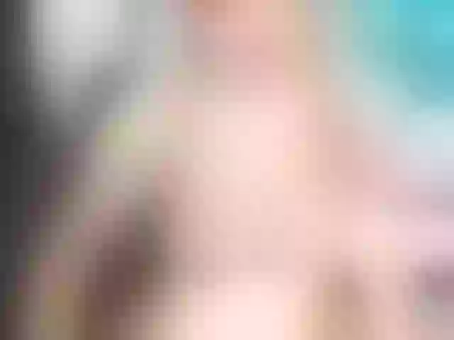 Live sex webcam photo for HonneyBunny1 #277051382