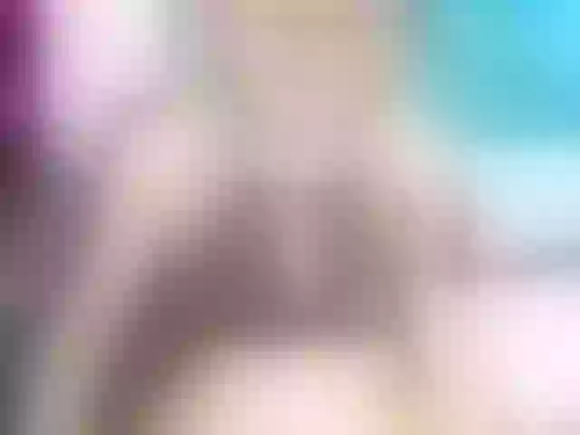 Live sex webcam photo for HonneyBunny1 #277688496
