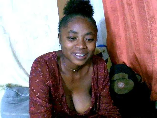 Live sex webcam photo for Honoratte #291391424