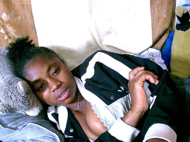 Live sex webcam photo for Honoratte #291395321