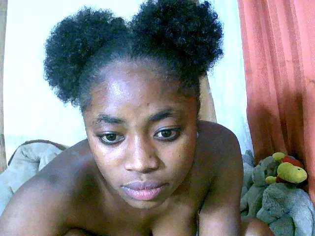 Live sex webcam photo for Honoratte #291467683