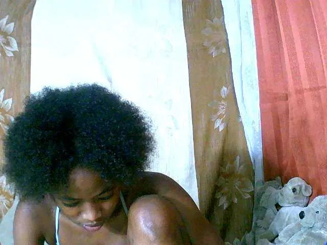 Live sex webcam photo for Honoratte #291472991