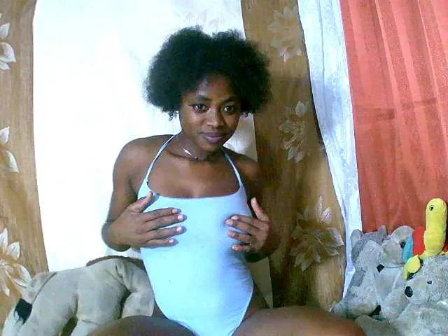 Live sex webcam photo for Honoratte #291474651