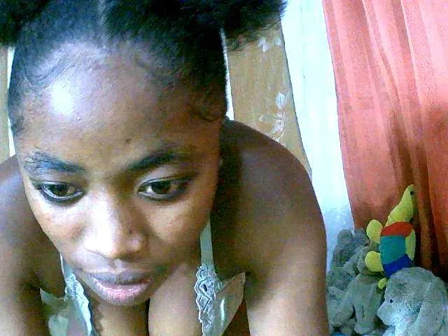 Live sex webcam photo for Honoratte #291480111