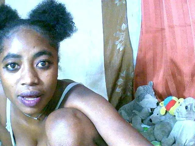 Live sex webcam photo for Honoratte #291502325