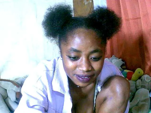Live sex webcam photo for Honoratte #291532995
