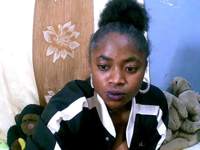 Live sex webcam photo for Honoratte #291690152