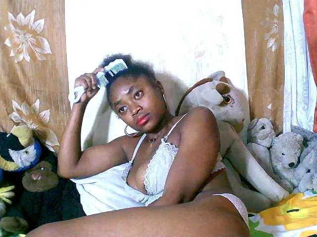 Live sex webcam photo for Honoratte #291997486
