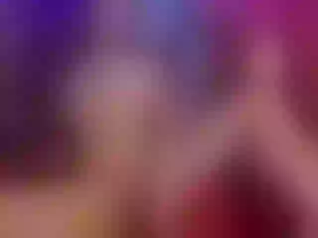 Live sex webcam photo for HoodrichYo #288002361
