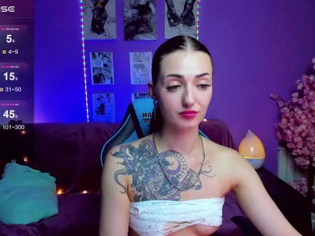 Live sex webcam photo for HoodrichYo #288513617