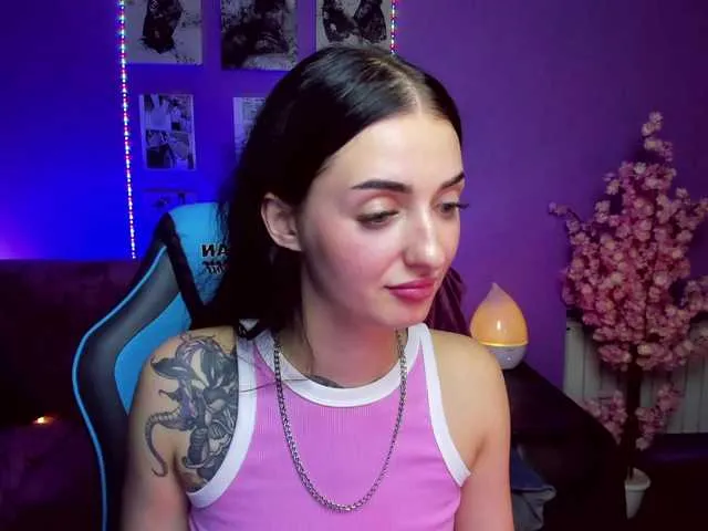 Live sex webcam photo for HoodrichYo #289328097