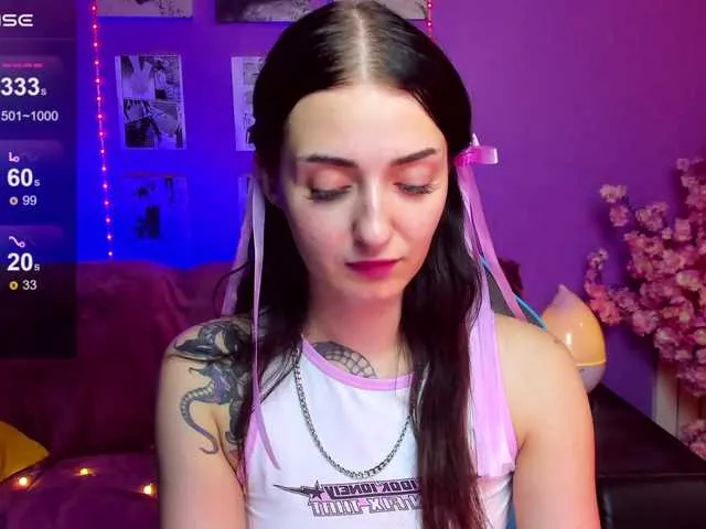 Live sex webcam photo for HoodrichYo #289663269