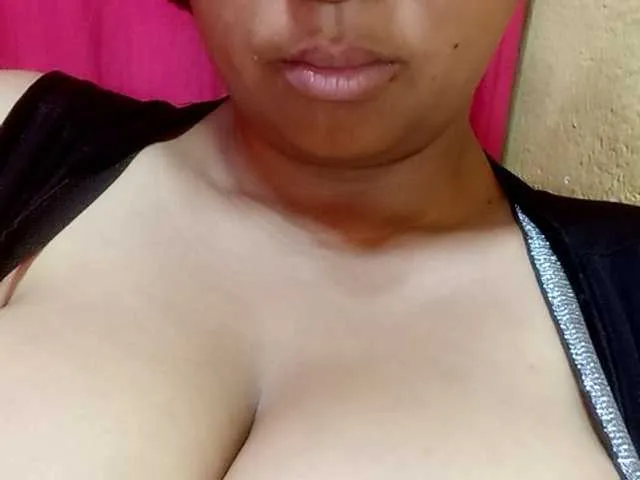 Live sex webcam photo for Hopequeen #277510819