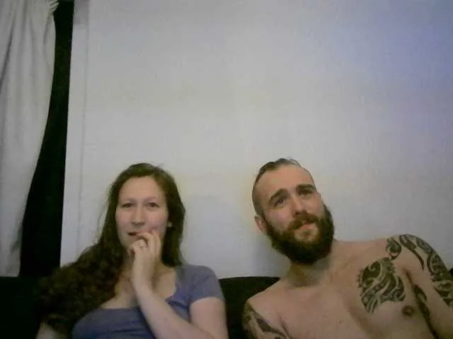 Live sex webcam photo for Horney-Vikings-Couple #277037533
