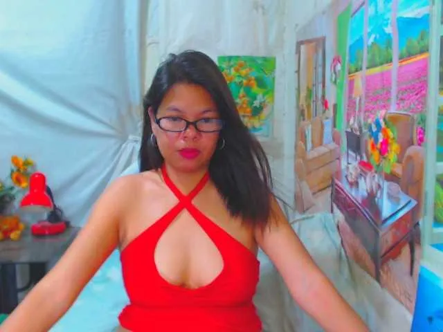Live sex webcam photo for Horny4s3x #290353452