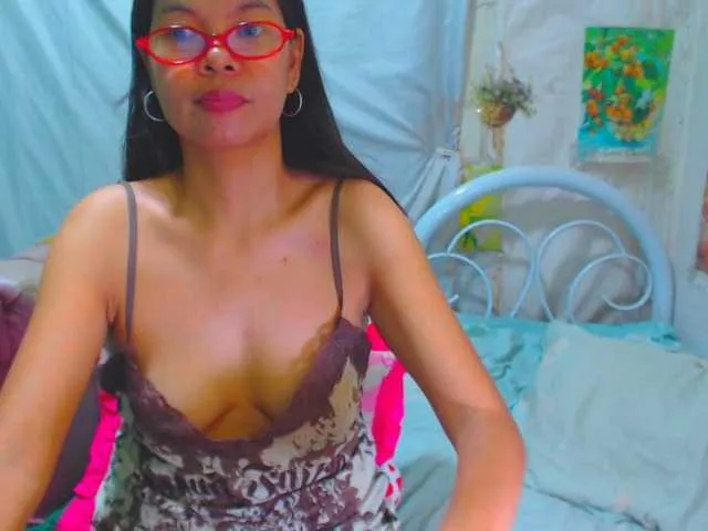 Live sex webcam photo for Horny4s3x #290551171