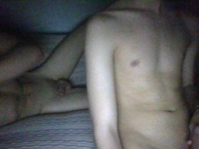 Live sex webcam photo for HornyGuys02 #273903695