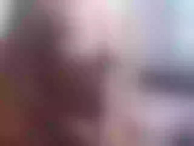 Live sex webcam photo for HornyMomCum #272549283