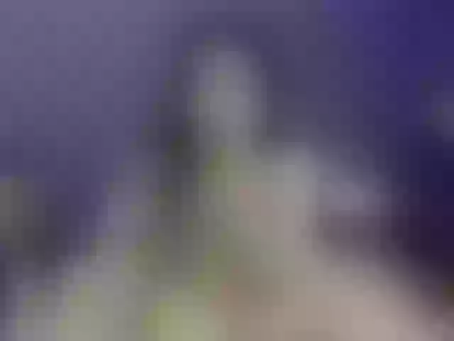 Live sex webcam photo for HornySkinny26 #276945949