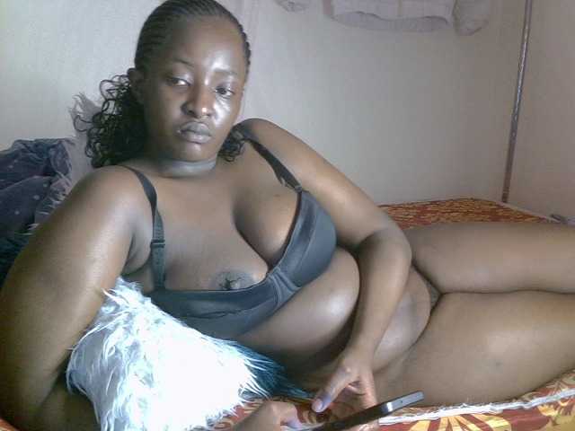 Live sex webcam photo for Hornybeb #276748453