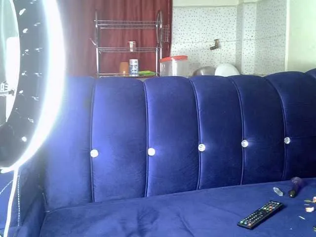 Live sex webcam photo for Hornybeb #277061661