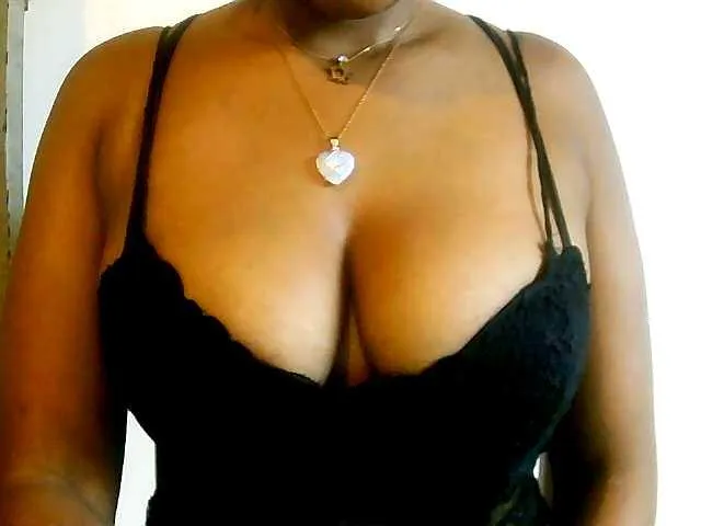 Live sex webcam photo for Hornycum5 #276682531