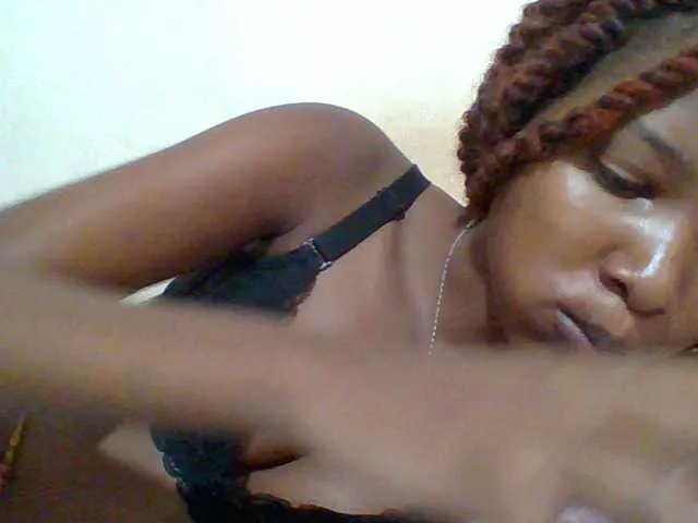Live sex webcam photo for Hornyqueen4 #289763163