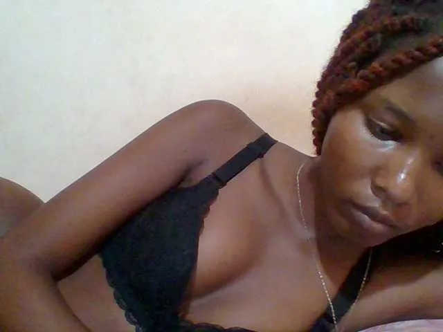 Live sex webcam photo for Hornyqueen4 #289770775