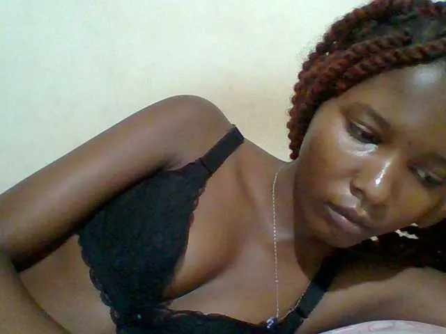 Live sex webcam photo for Hornyqueen4 #289822637