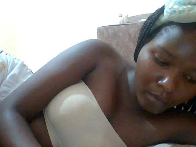 Live sex webcam photo for Hornyqueen4 #290293367