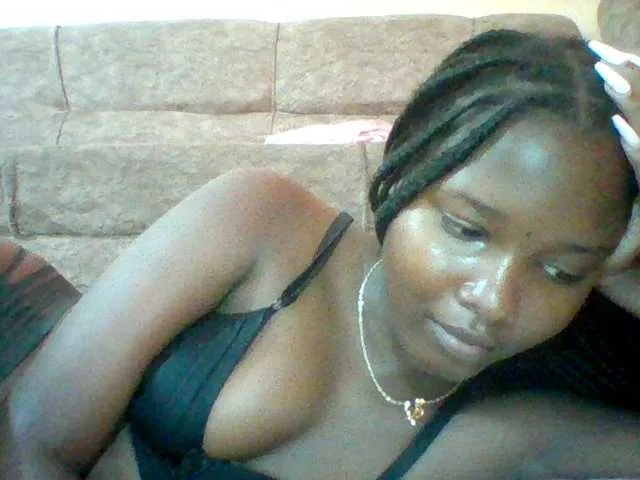 Live sex webcam photo for Hornyqueen4 #291002621