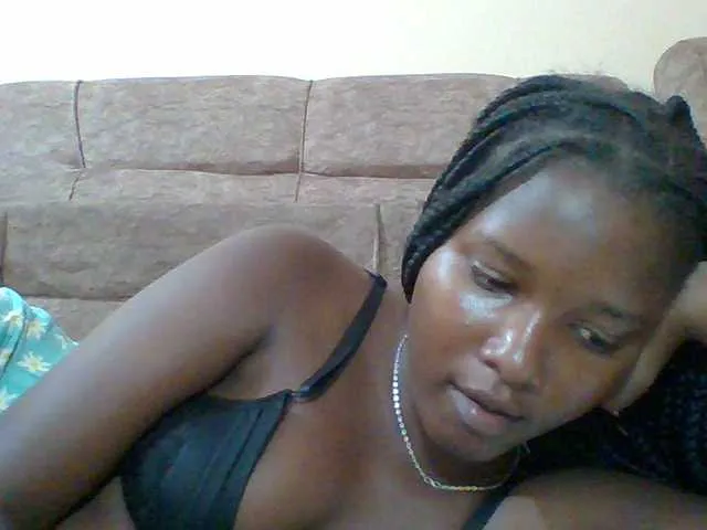 Live sex webcam photo for Hornyqueen4 #291047141