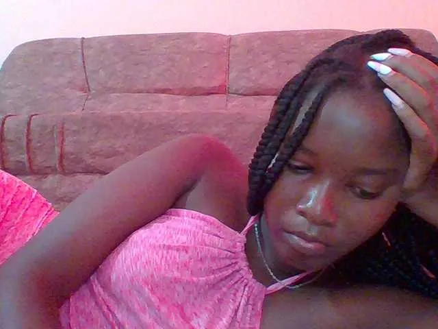 Live sex webcam photo for Hornyqueen4 #291095364