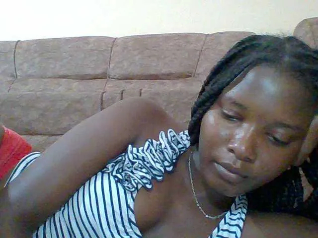 Live sex webcam photo for Hornyqueen4 #291120281