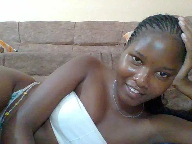 Live sex webcam photo for Hornyqueen4 #291220702