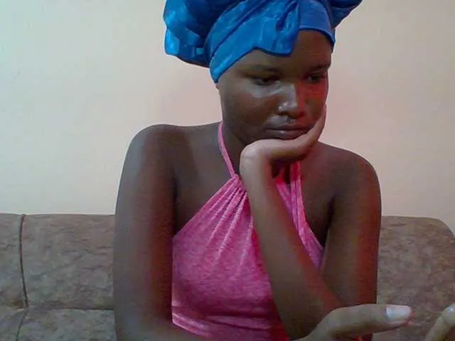 Live sex webcam photo for Hornyqueen4 #291285162