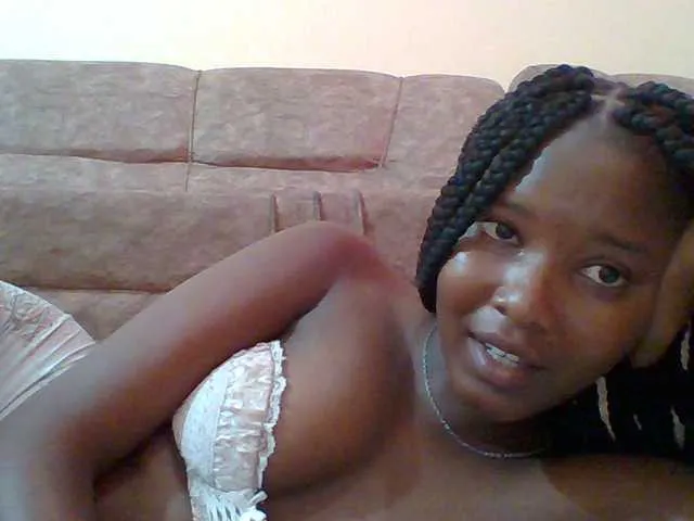 Live sex webcam photo for Hornyqueen4 #291331687