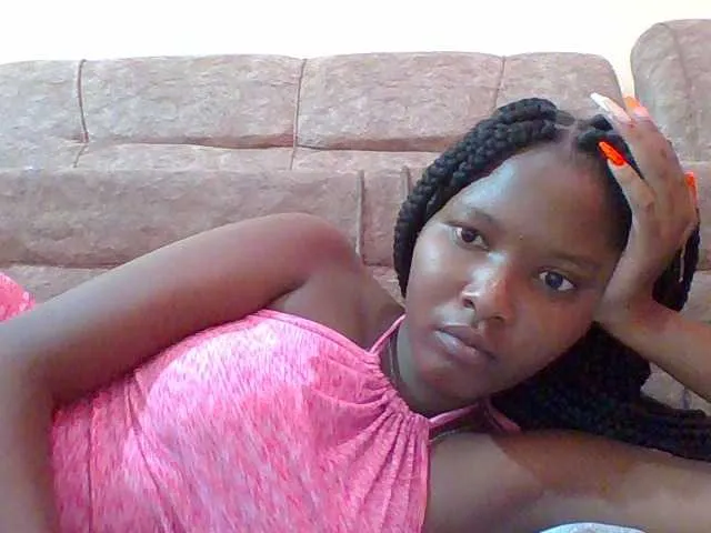 Live sex webcam photo for Hornyqueen4 #291370904