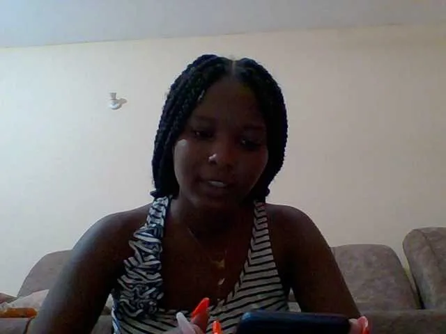 Live sex webcam photo for Hornyqueen4 #291406466