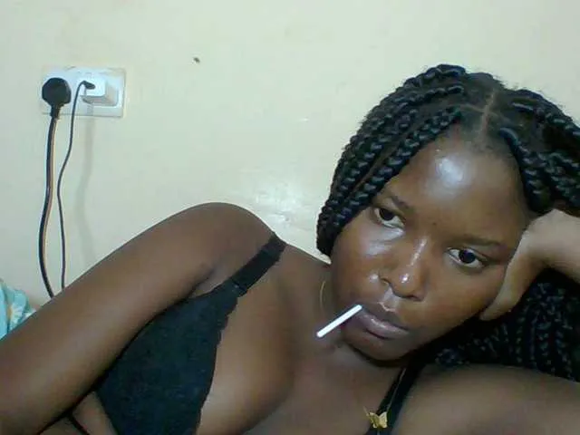 Live sex webcam photo for Hornyqueen4 #291447989
