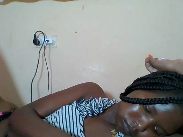 Live sex webcam photo for Hornyqueen4 #291471239