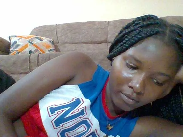 Live sex webcam photo for Hornyqueen4 #291508257