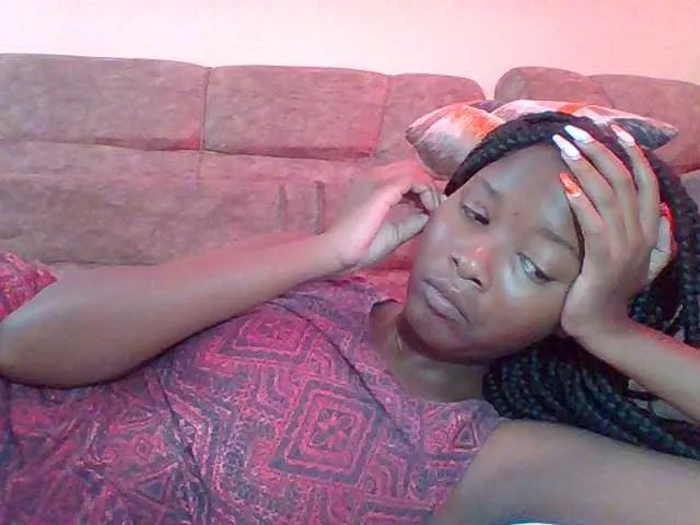 Live sex webcam photo for Hornyqueen4 #291525854