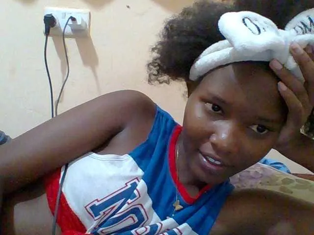 Live sex webcam photo for Hornyqueen4 #291586662